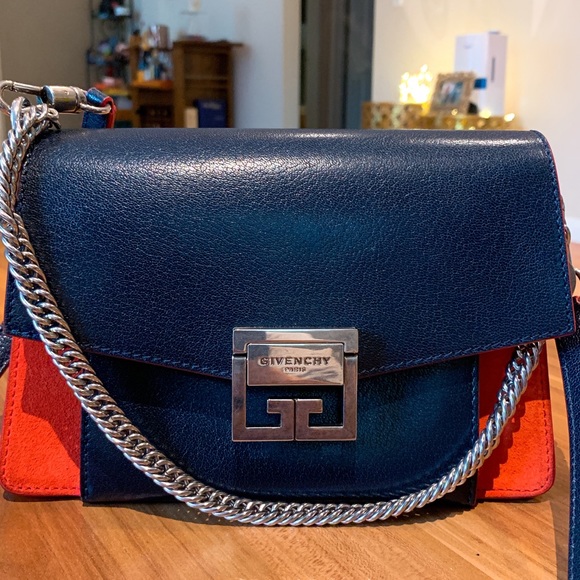 givenchy gv3 small size